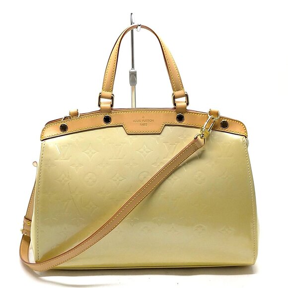 Authentic Louis Vuitton Brea MM Yellow Vernis Hand Bag mn517-112725 - Picture 1 of 16
